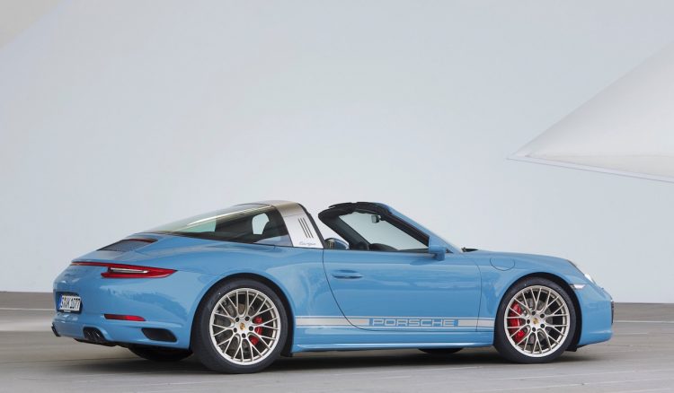 2016 Porsche 911 Targa Design Edition-rear