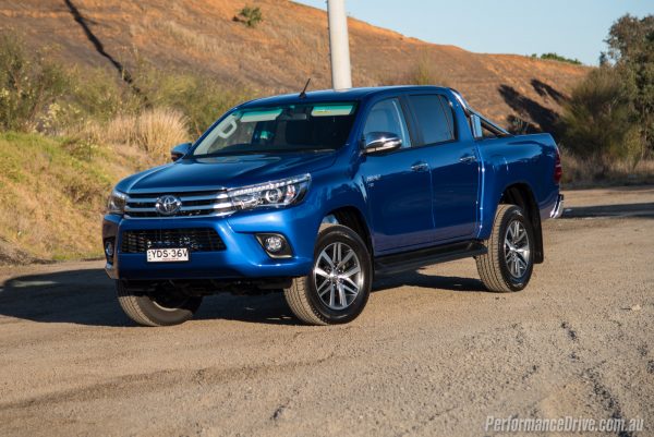 2016 Toyota HiLux SR5 V6 review (video) – PerformanceDrive