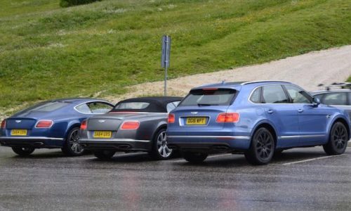 Bentley Bentayga diesel spotted, edges close to production