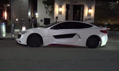Will.I.Am’s crazy wide-body Tesla Model S spotted (video)