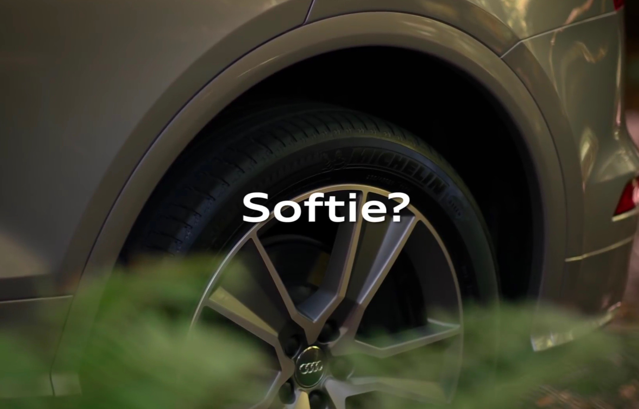 2017 Audi Q5 previewed again, air suspension confirmed (video)