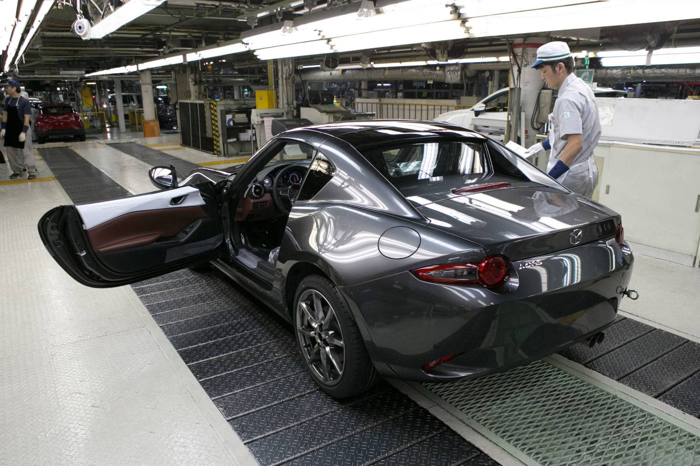 Mazda MX-5 RF production commences, in Australia Q1 2017