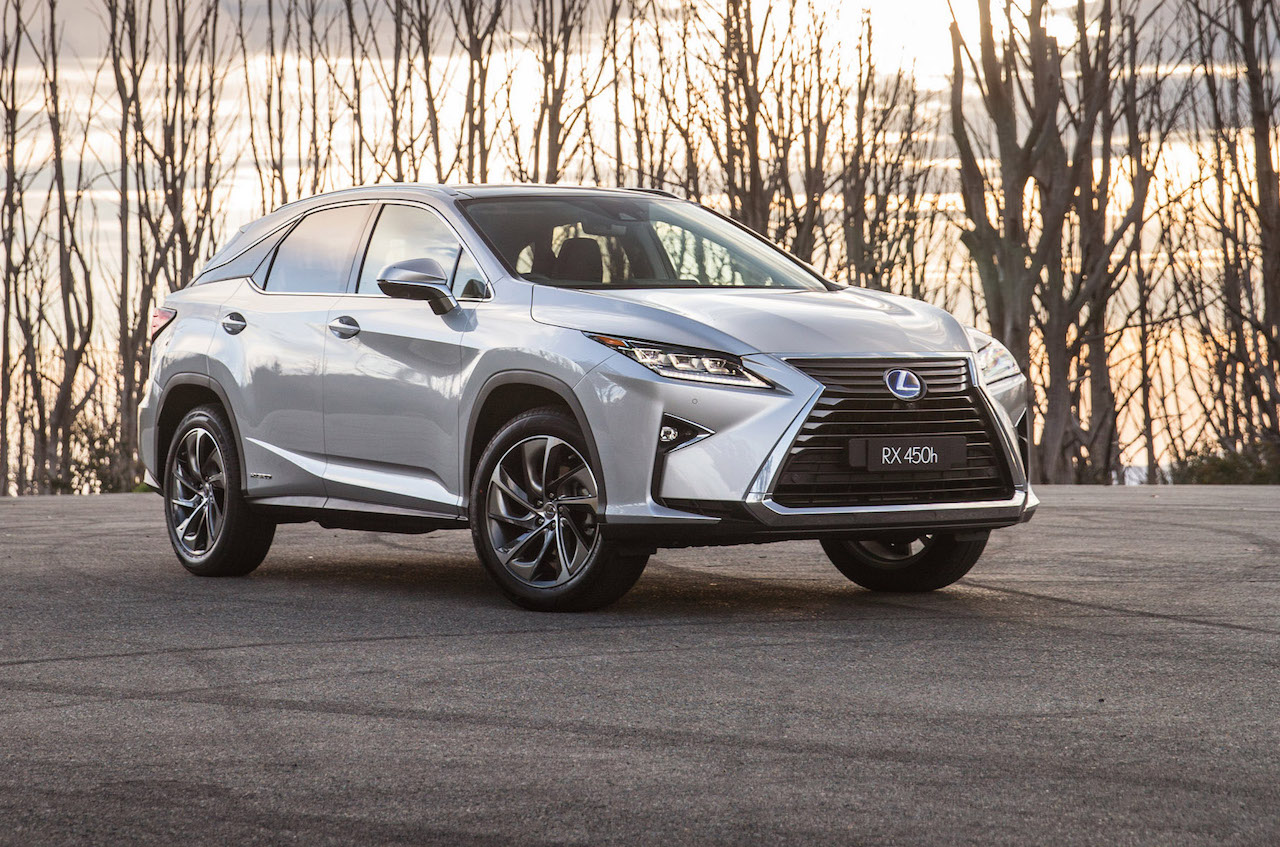 Lexus planning hydrogen vehicle, to arrive by 2020 – report