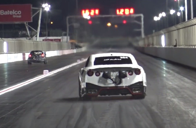 Ekanoo Racing Nissan GT-R breaks 1/4 mile record (video)