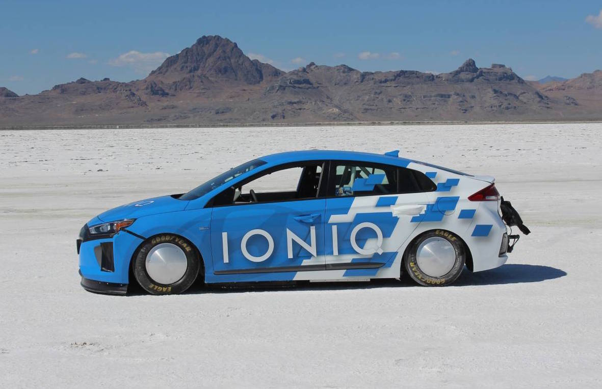 Hyundai IONIQ sets hybrid land speed record at Bonneville