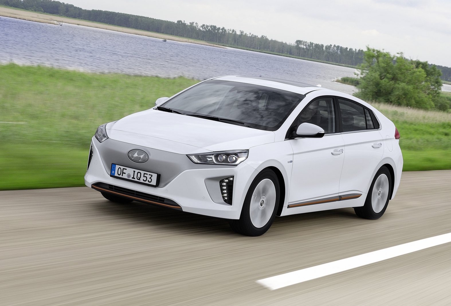 Hyundai IONIQ EV gets EPA’s best-ever fuel economy rating