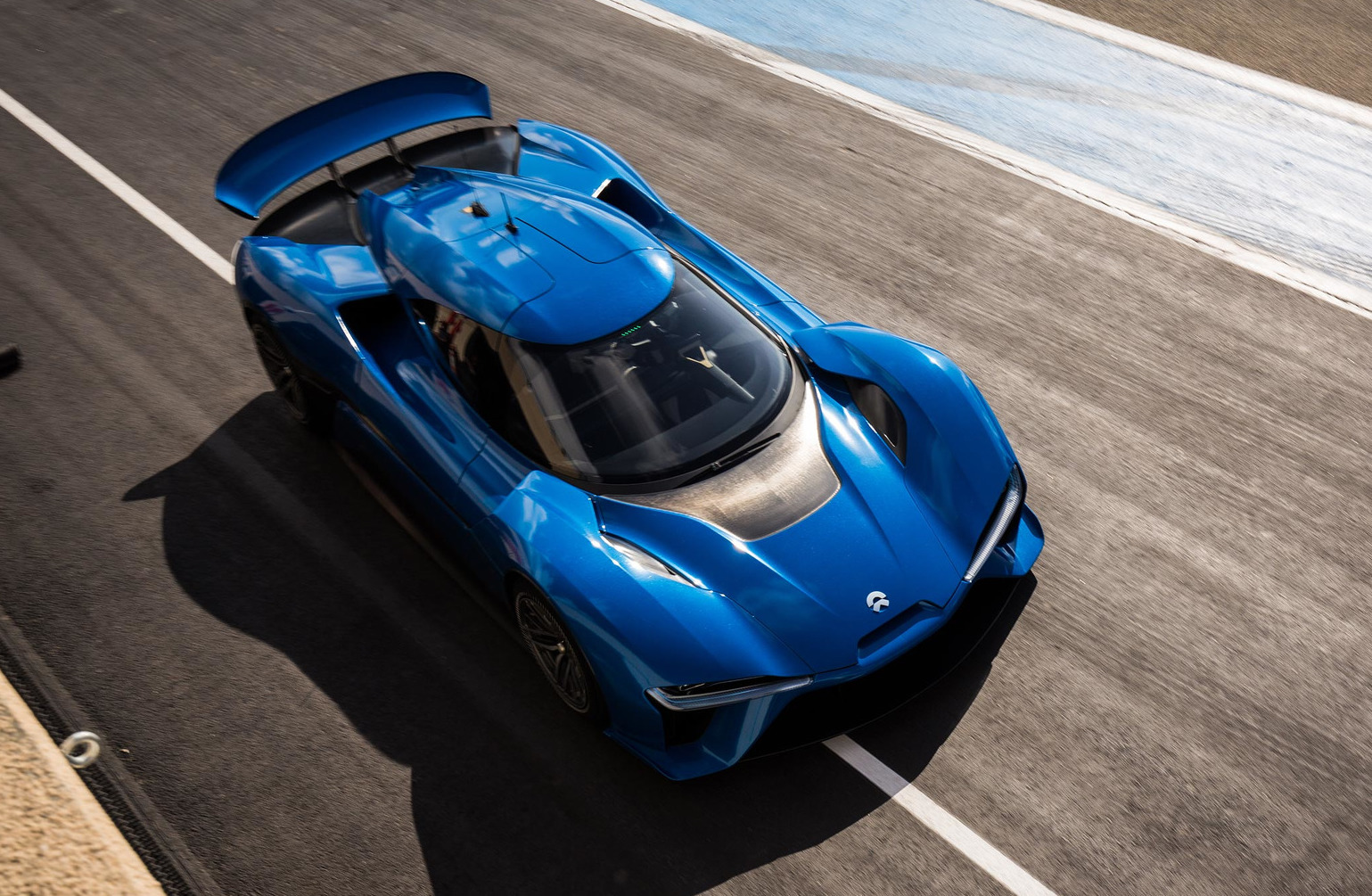 NextEV NIO EP9 is China’s latest electric supercar, 1000kW (video)