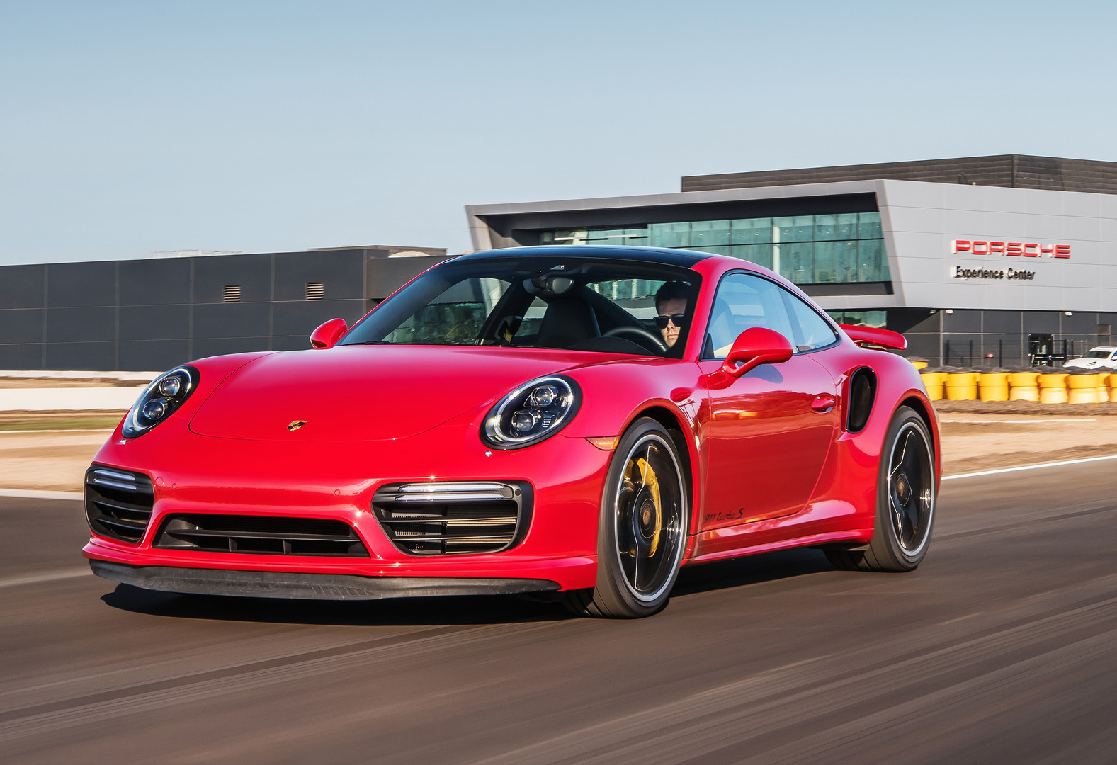 Porsche opens new driving playground in California