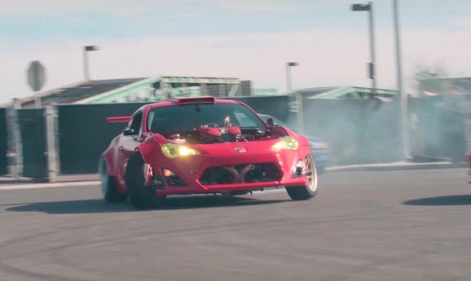 Insane Toyota 86 with F136 V8 Ferrari 458 engine now drives (video)