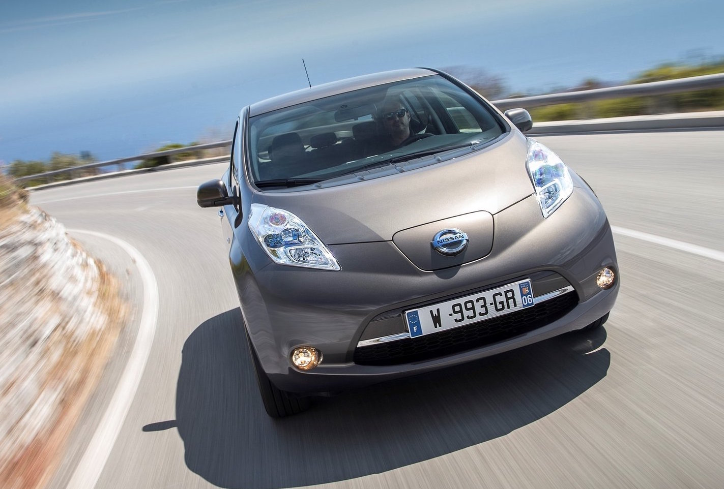 Nissan and Renault to share future small car EV platform, for next LEAF & Zoe