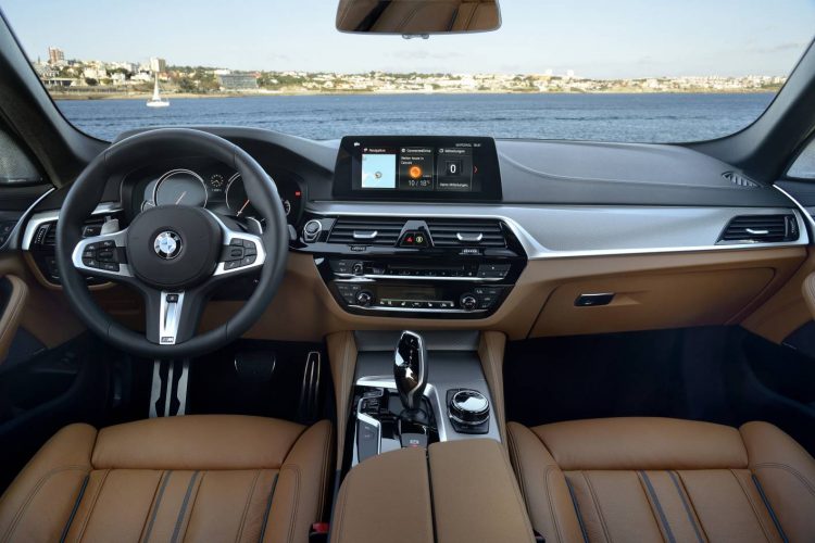 2017 BMW 540i-interior