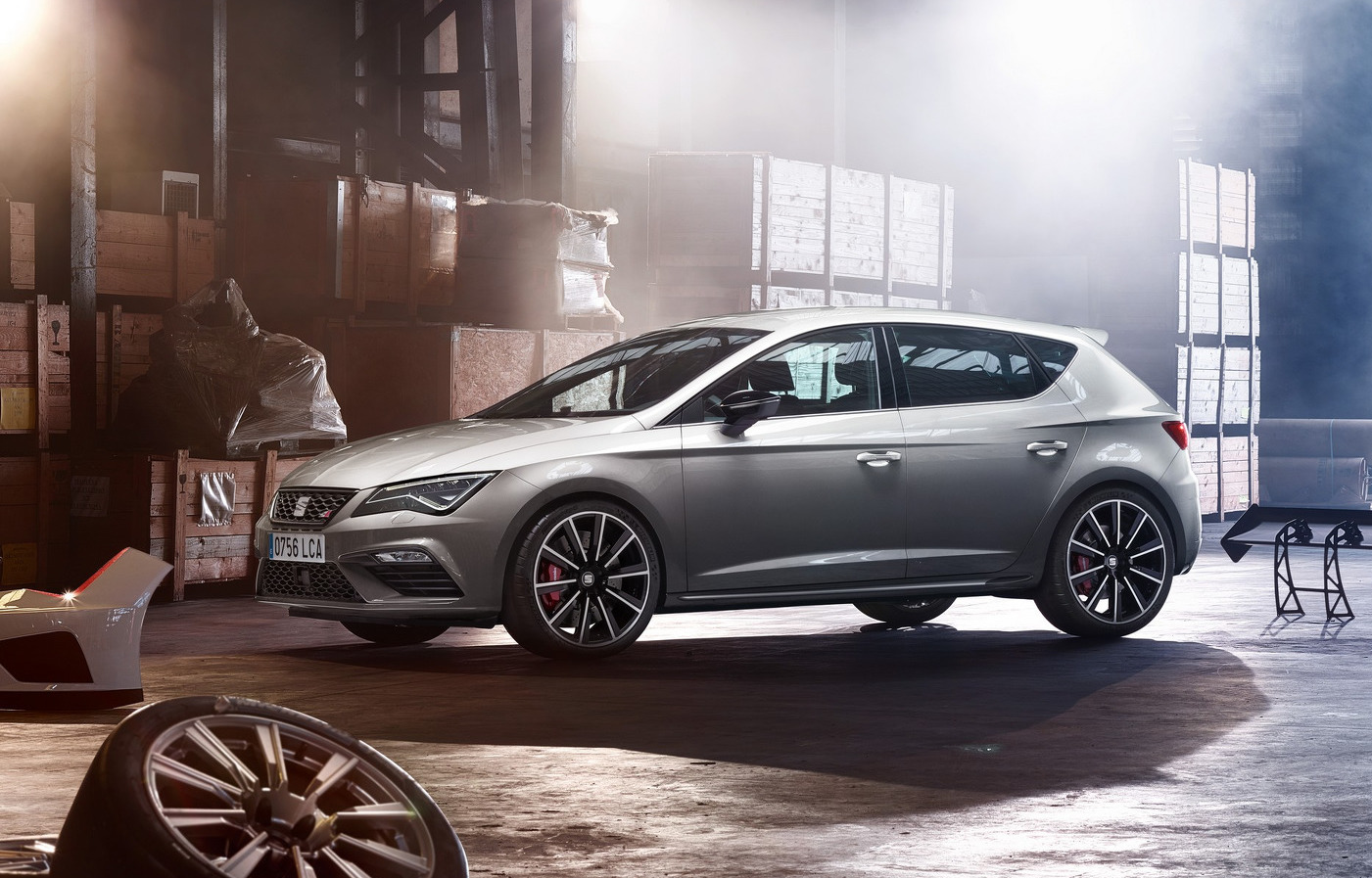 SEAT Leon Cupra update announced with AWD, boosted to 220kW