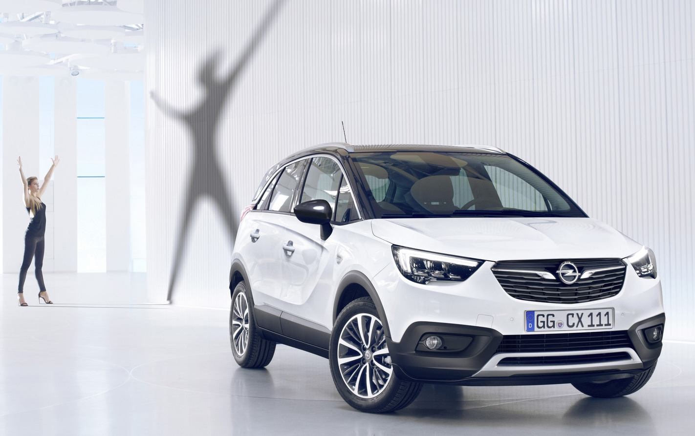 2017 Opel Crossland X revealed as new compact crossover
