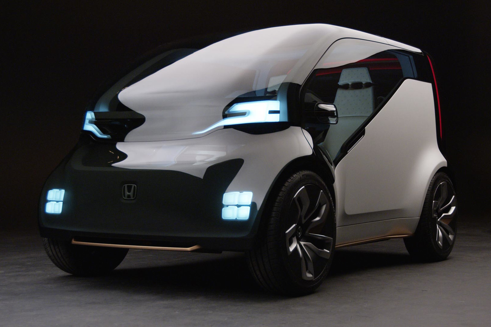 Honda NeuV concept revealed at 2017 CES