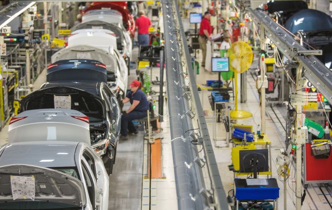 Trump warns Toyota, stern message against Mexican production