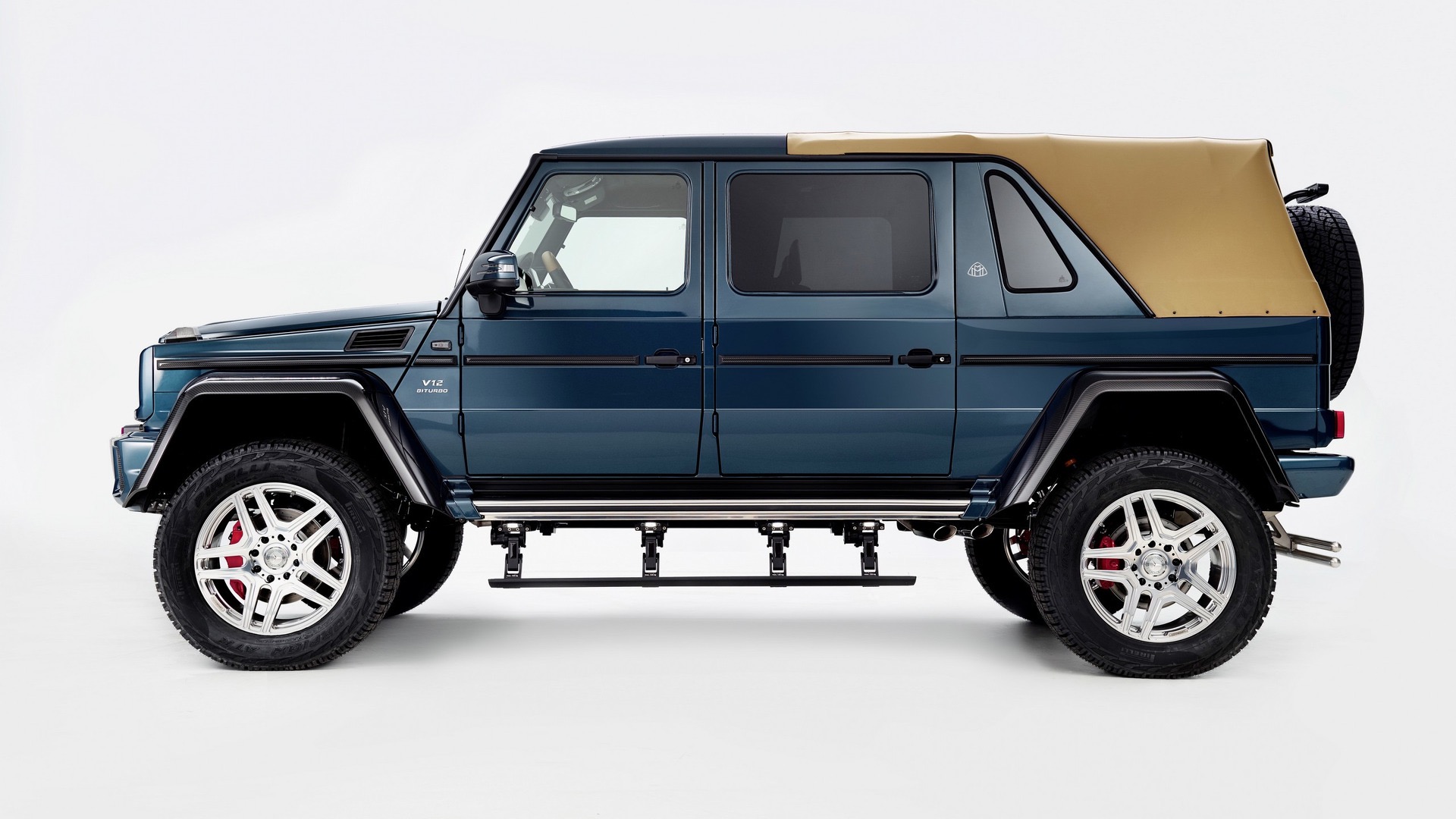 Mercedes-Maybach G650 Landaulet officially revealed - PerformanceDrive