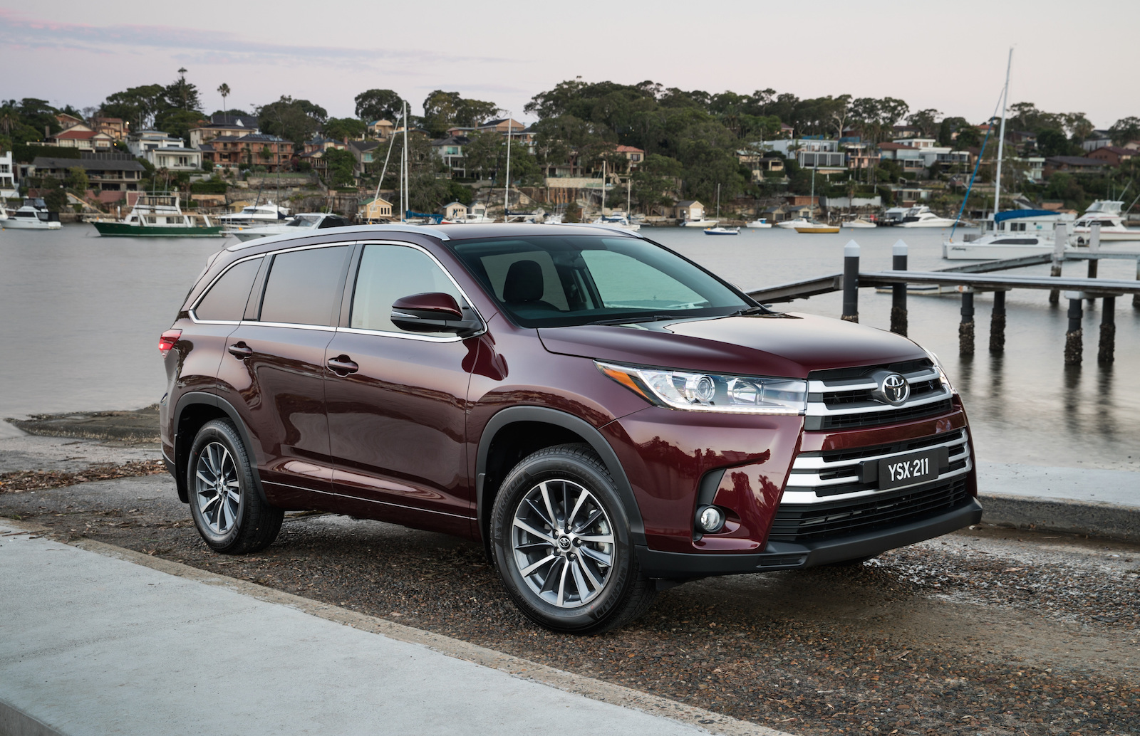 Updated 2017 Toyota Kluger now on sale in Australia