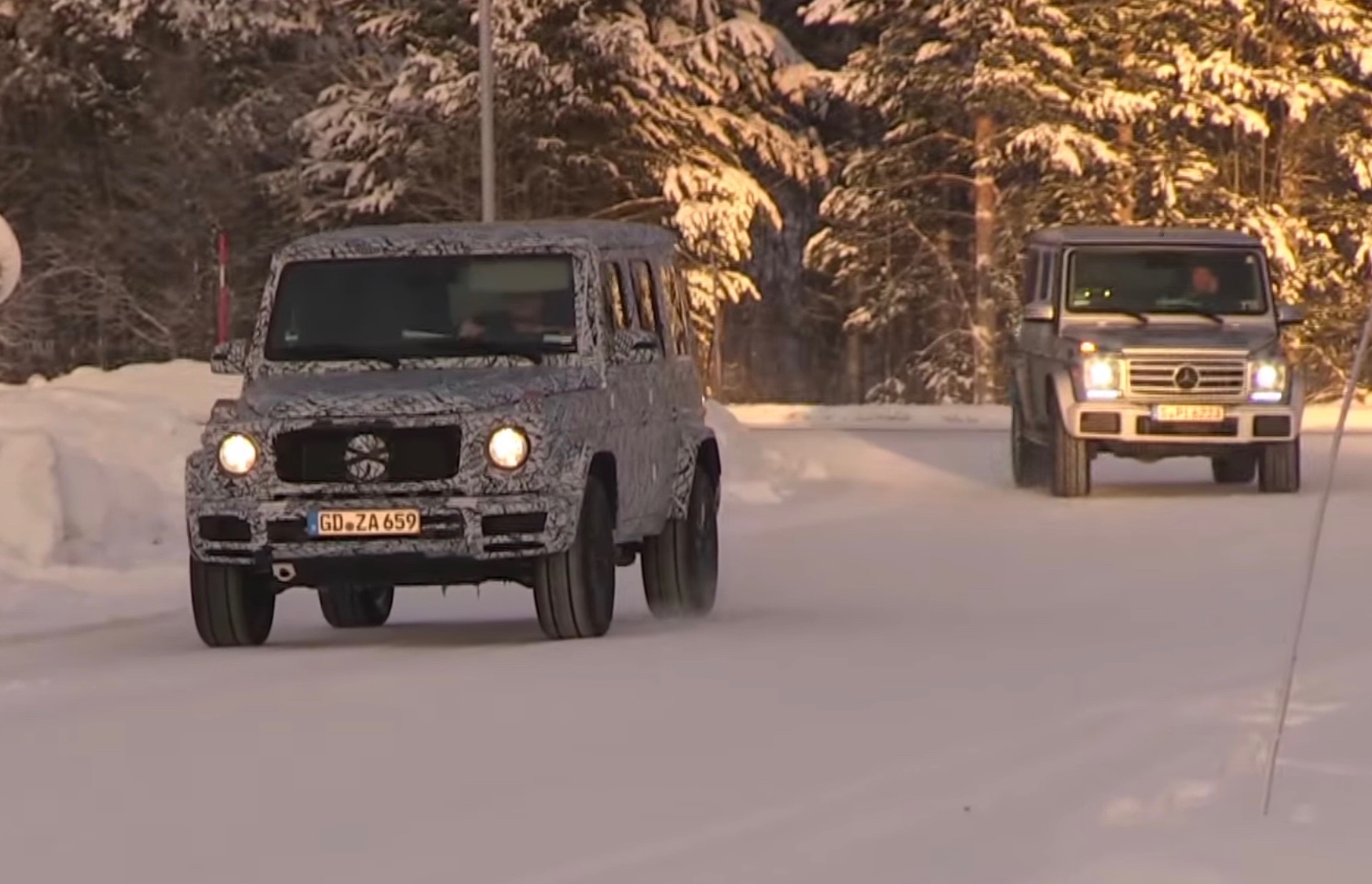 2018 Mercedes-Benz G-Class spotted winter testing, looks bigger (video)