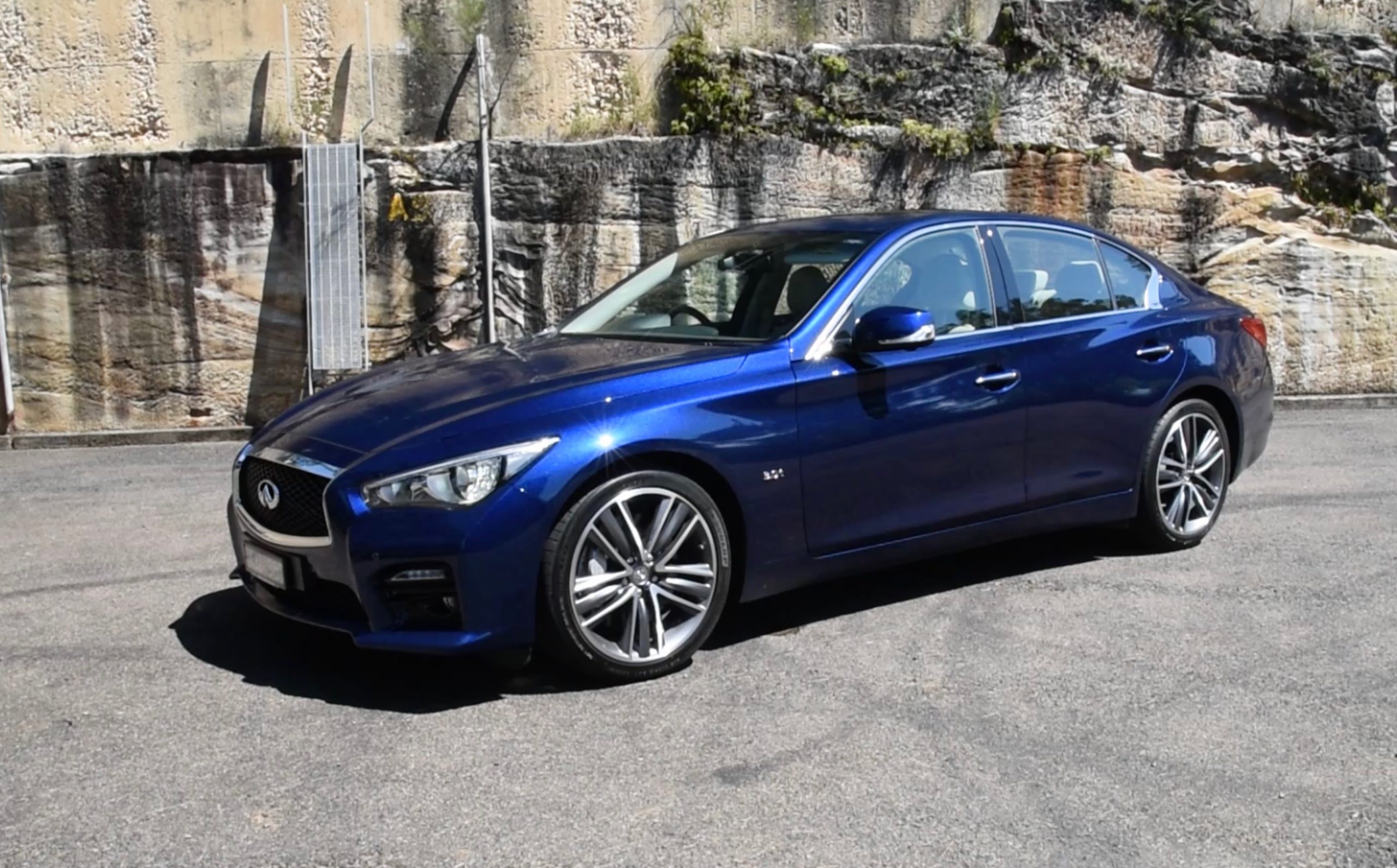 298kW Infiniti Q50 Red Sport POV review – first impressions (video)