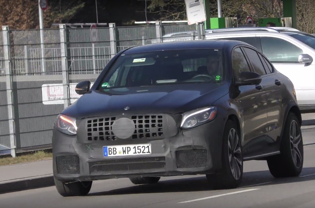 Mercedes-AMG GLC 63 Coupe spotted, to get 4.0TT V8 (video)