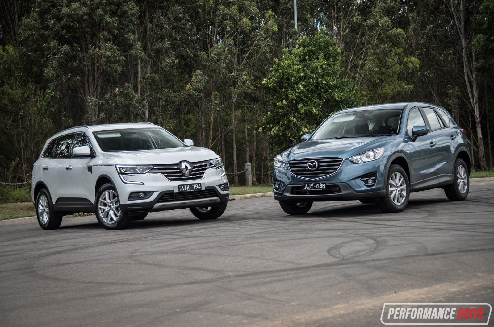 Renault Koleos vs Mazda CX-5: 2WD SUV comparison (video)