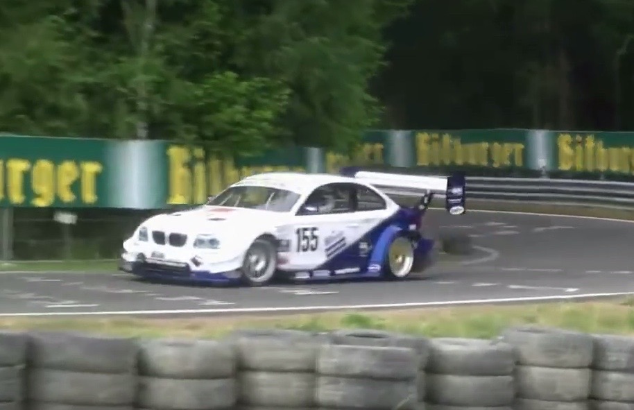 Video: Remembering the BMW 1 Series with 12,000rpm V8