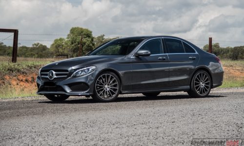Mercedes-Benz C 250 AMG Line review (video)
