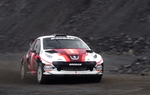 Video: Crazy Peugeot 207 ‘MC2’ WRC car with Renault F2 V6