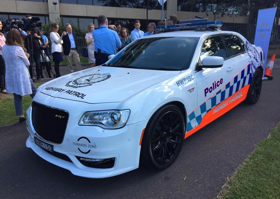 Chrysler 300 SRT NSW Police car being trialled (video)