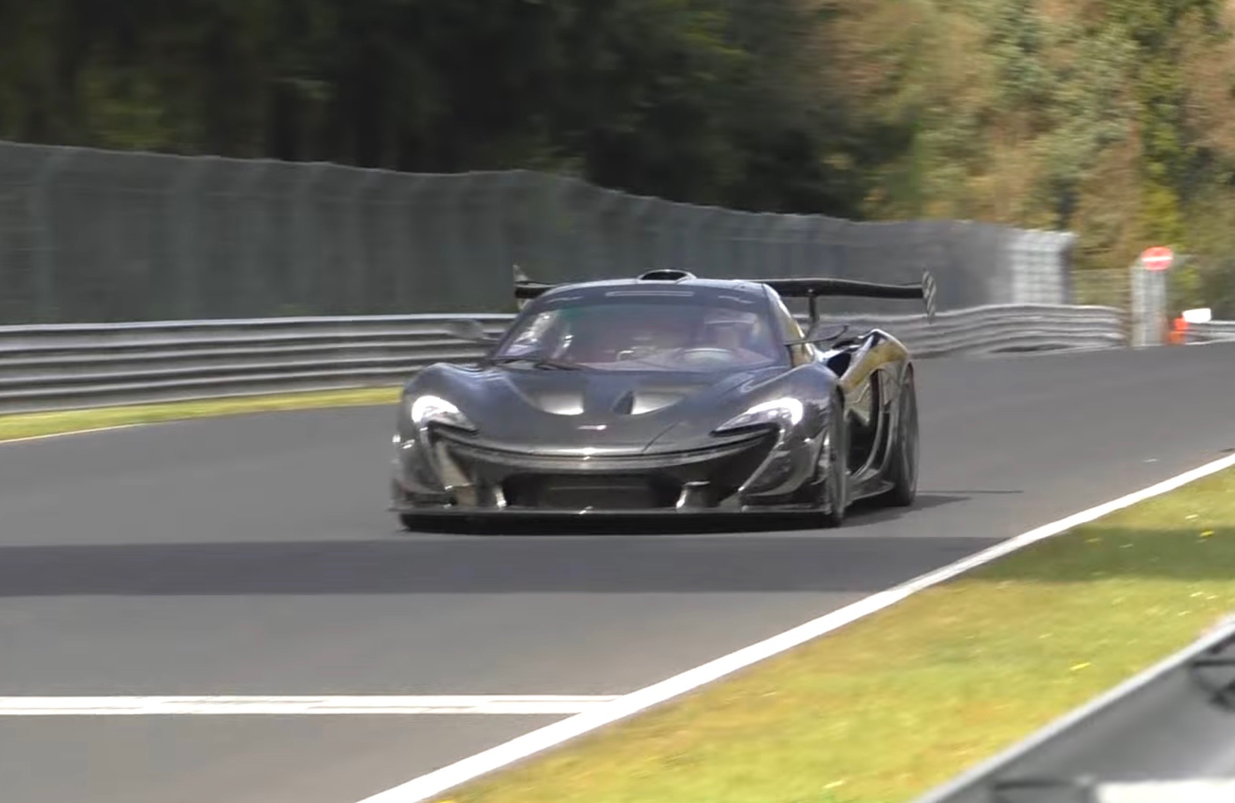 McLaren P1 LM going for the Nurburgring lap record? (video)