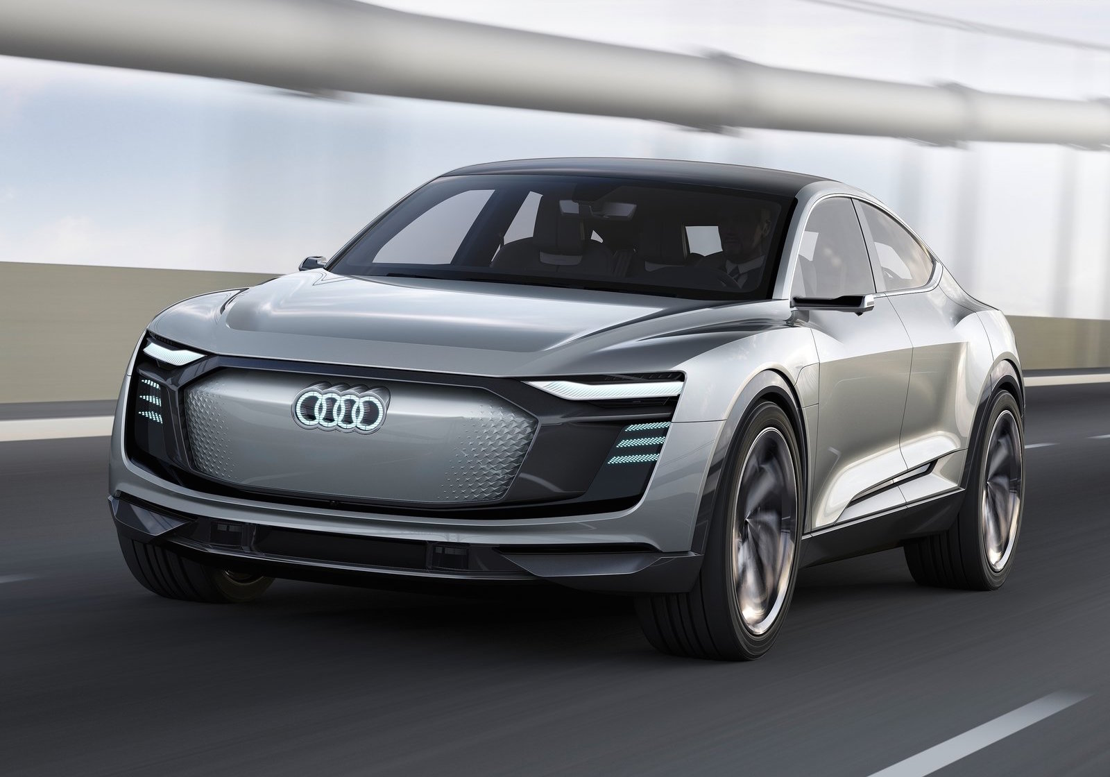 Audi Q8, Q4 coming in 2019, autonomous city car by 2021