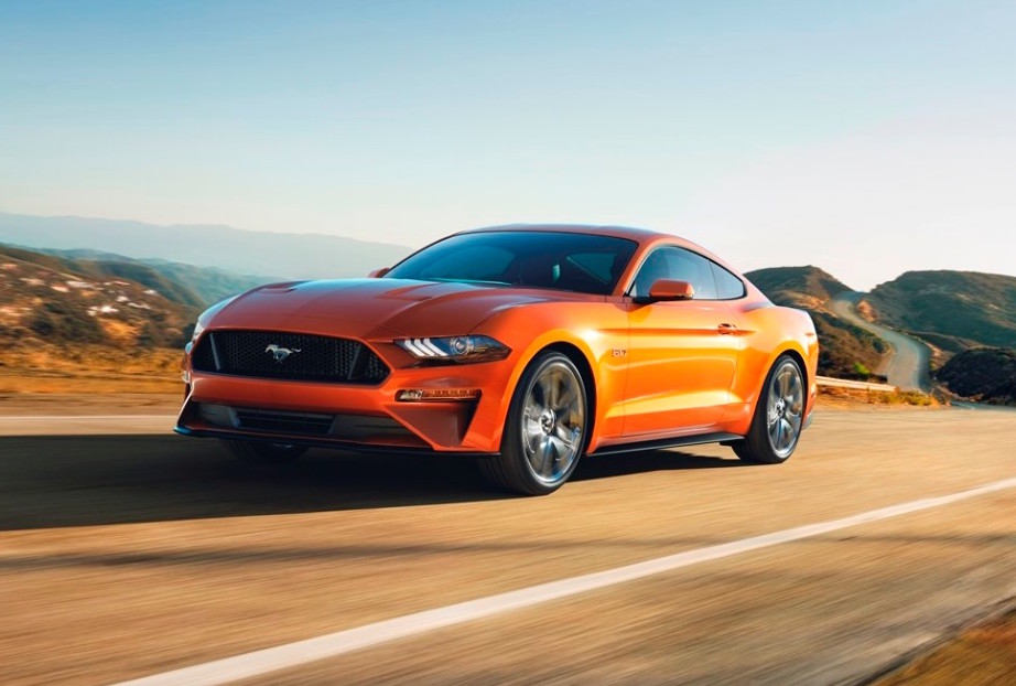 2018 Ford Mustang does 0-60mph in under 4.0sec in Drag Strip mode