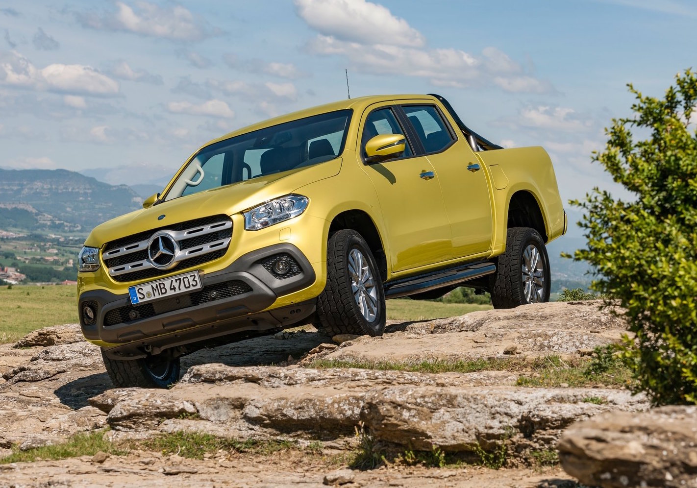 Mercedes-Benz X-Class ute unveiled, 190kW V6 flagship confirmed