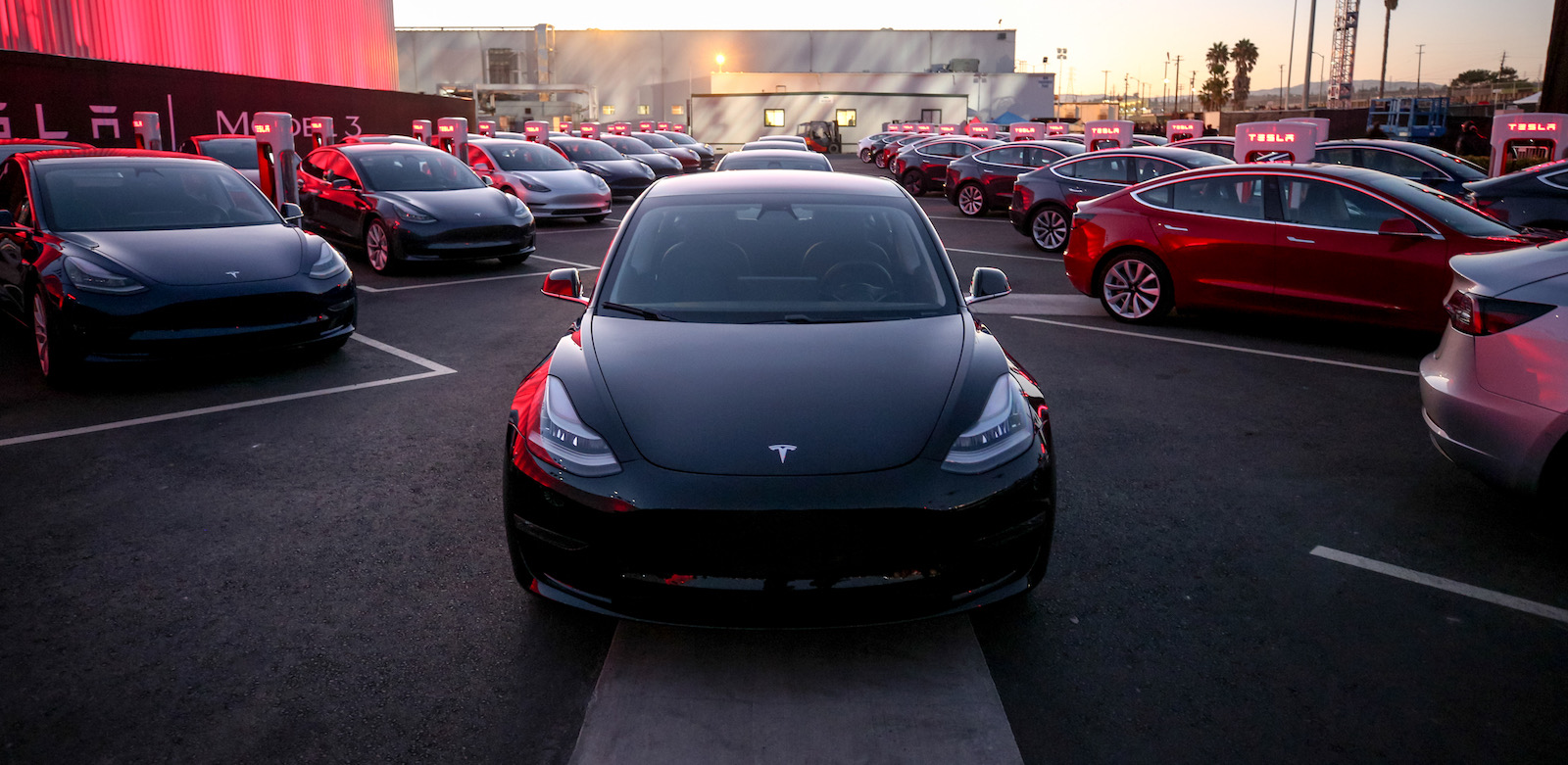 First Tesla Model 3 deliveries commence, full specs revealed