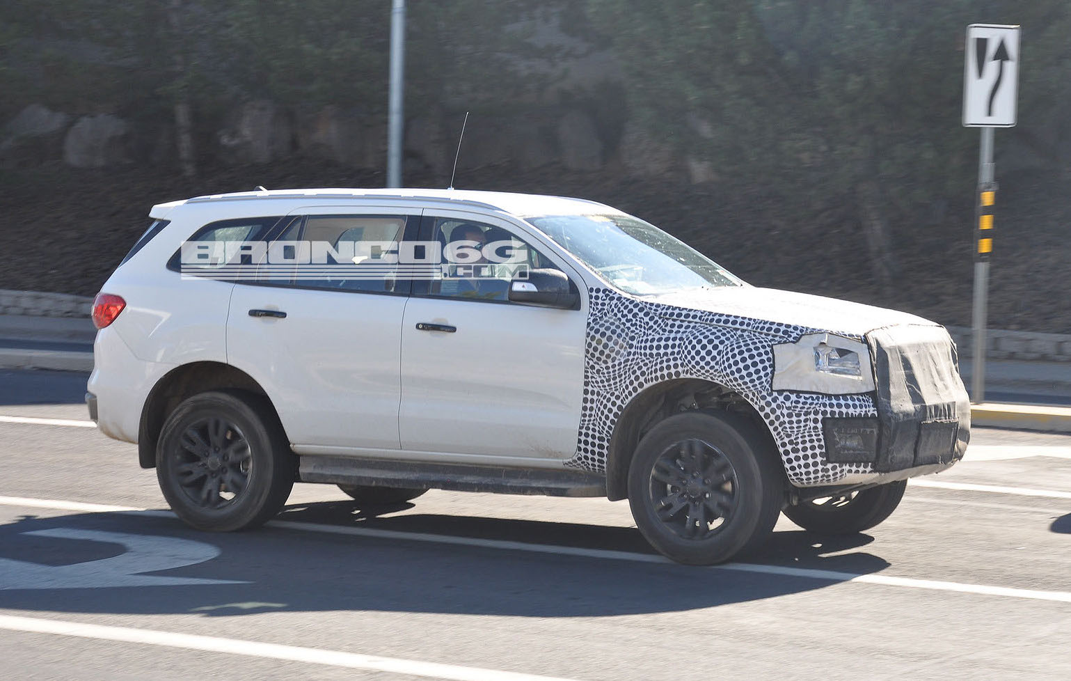 2020 Ford Bronco prototype spotted with Everest body