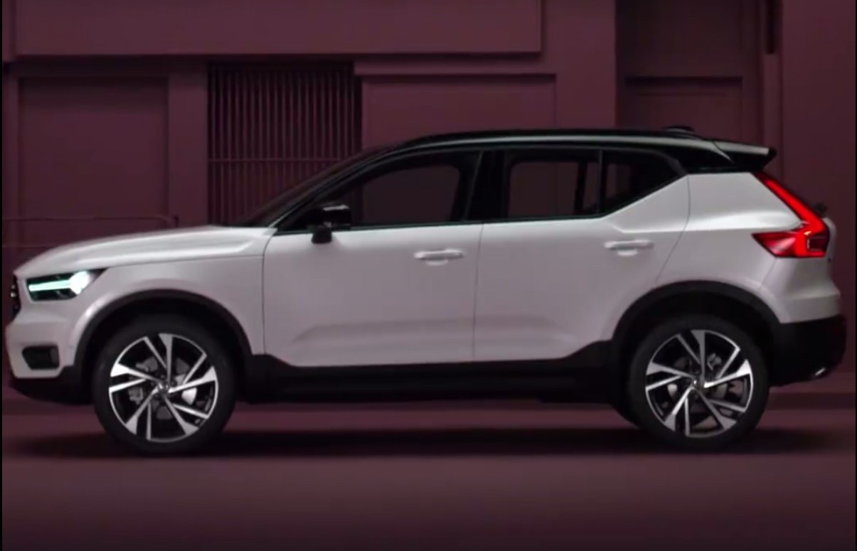 2018 Volvo XC40 leaked online, T5 hybrid confirmed