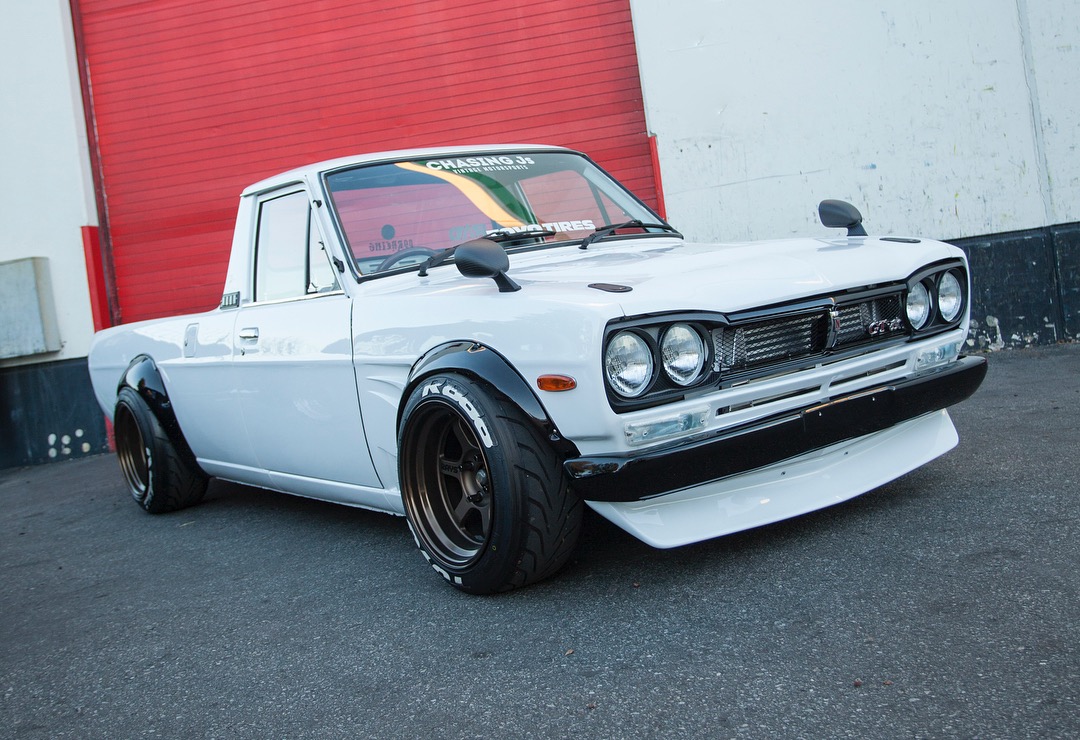 Datsun 1200 ute with Hakosuka Skyline front end conversion (video)