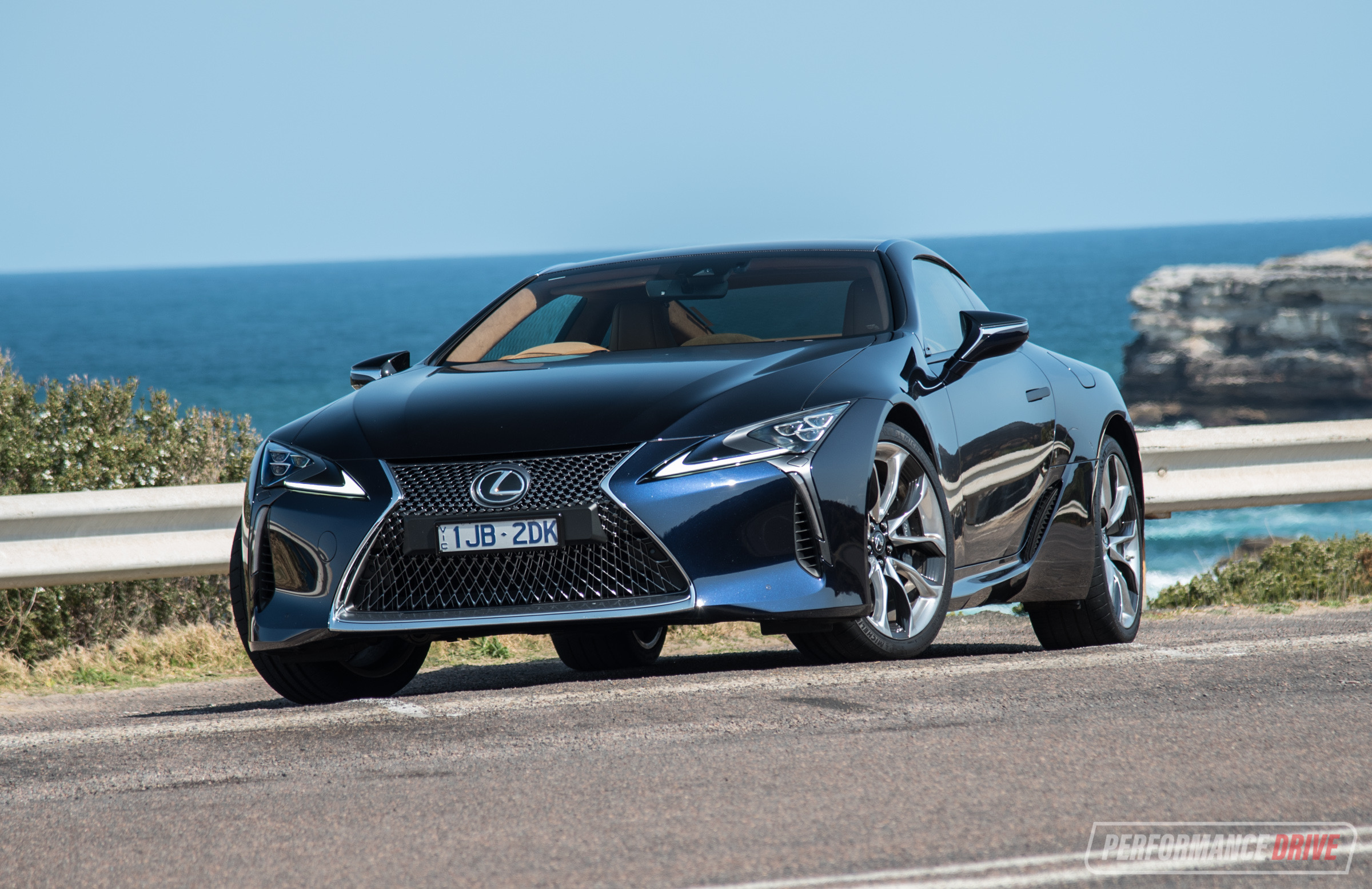 2017 Lexus LC 500 review (video)