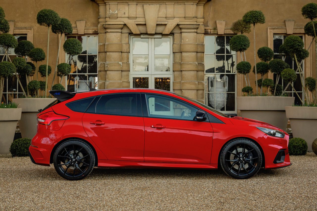 Ford UK announces RS Race Red edition for Christmas – PerformanceDrive