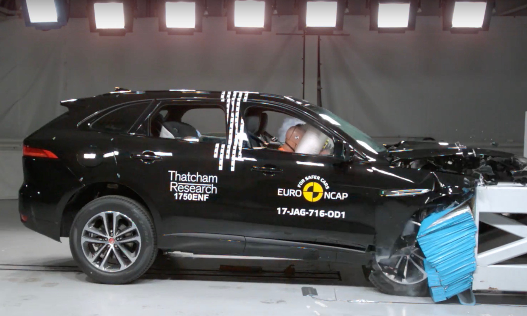 Jaguar F-Pace awarded 5-star ANCAP safety rating