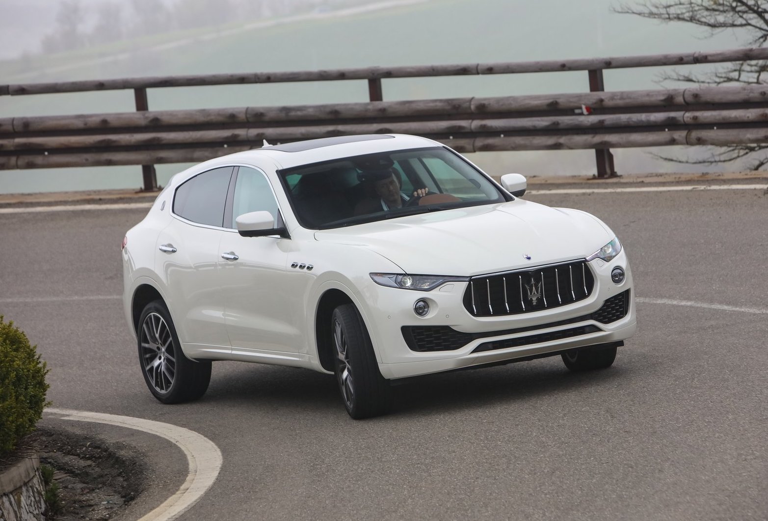Maserati demand slowing, causes extended production stops – report