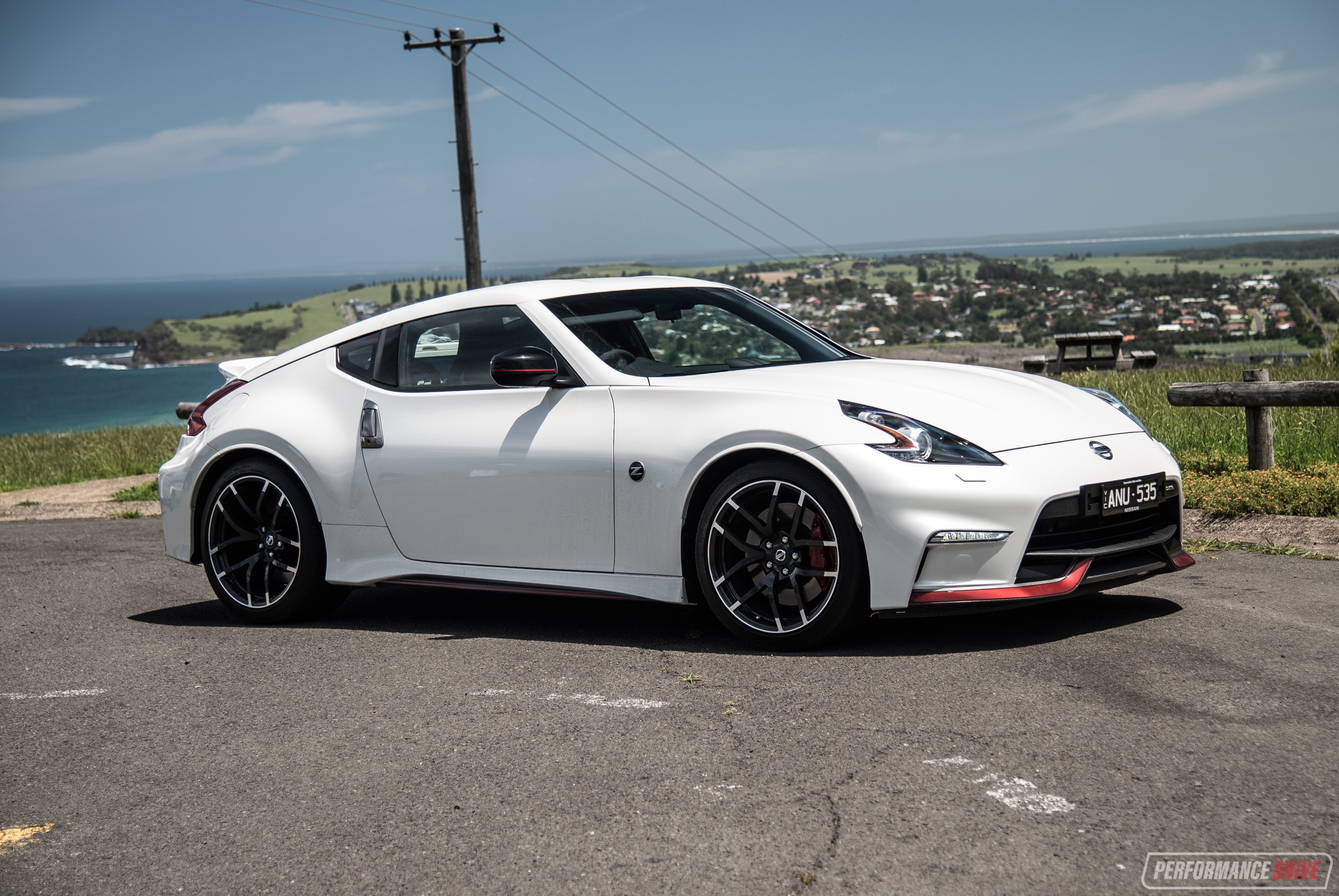2018 Nissan 370Z Nismo review (video)