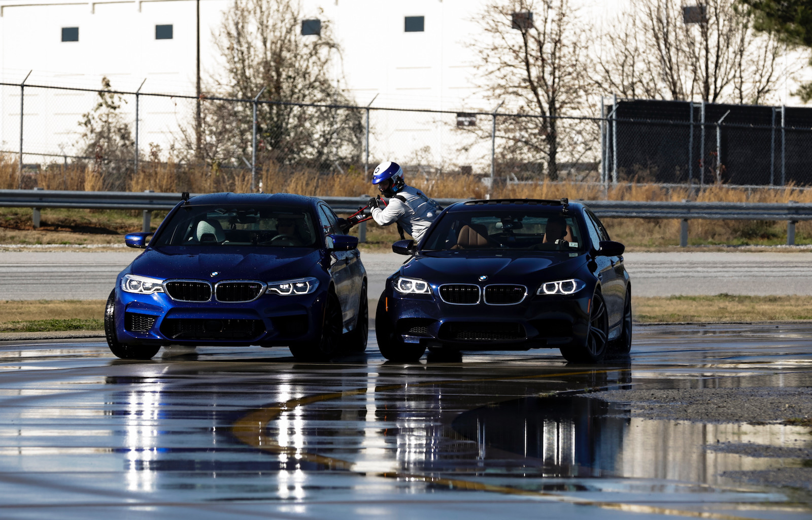 BMW M5 claims 2 Guinness World Records for long drift (video)