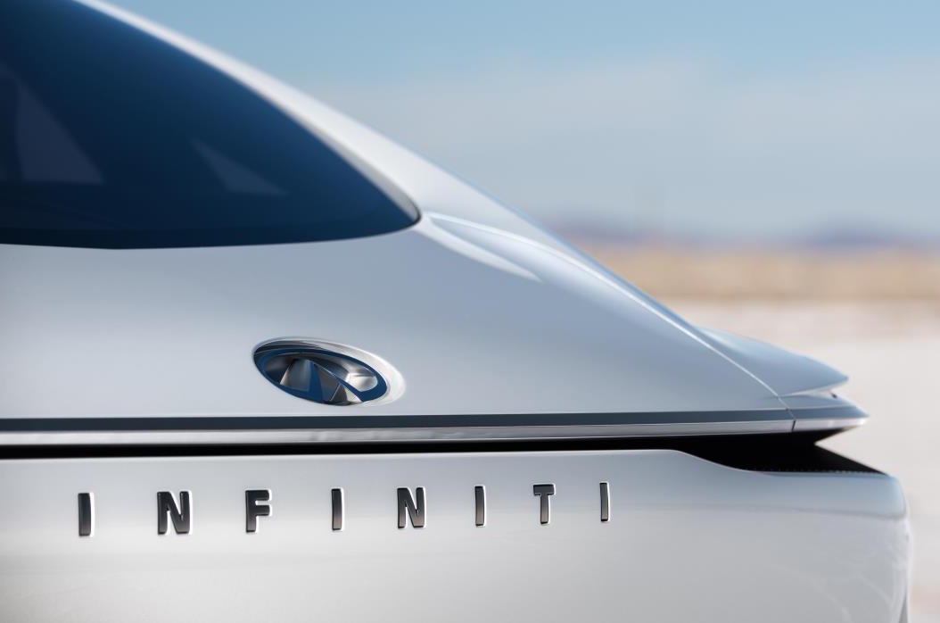 Infiniti to offer electric powertrains for all models by 2021