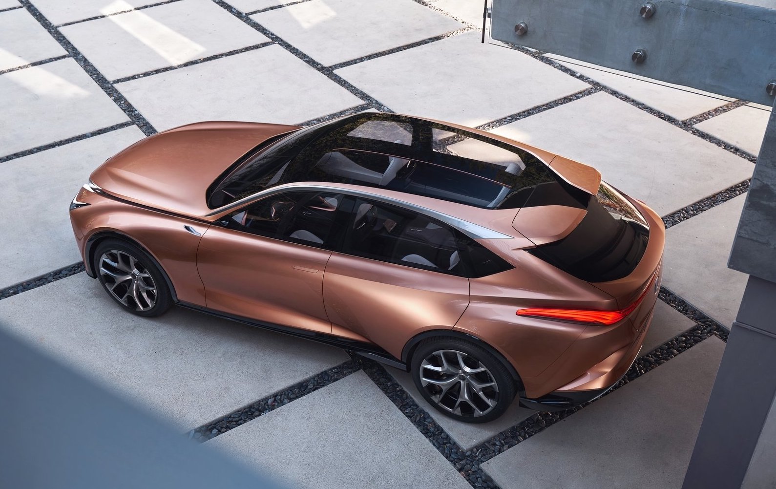 Lexus LF1 Limitless concept hints at flagship crossover