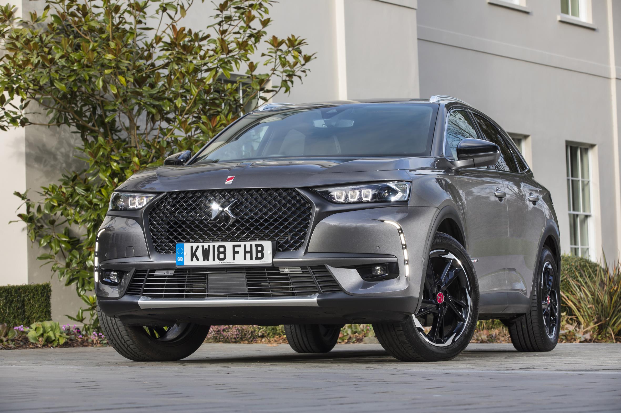 All-new DS 7 Crossback launches in Europe, hybrid coming in 2019