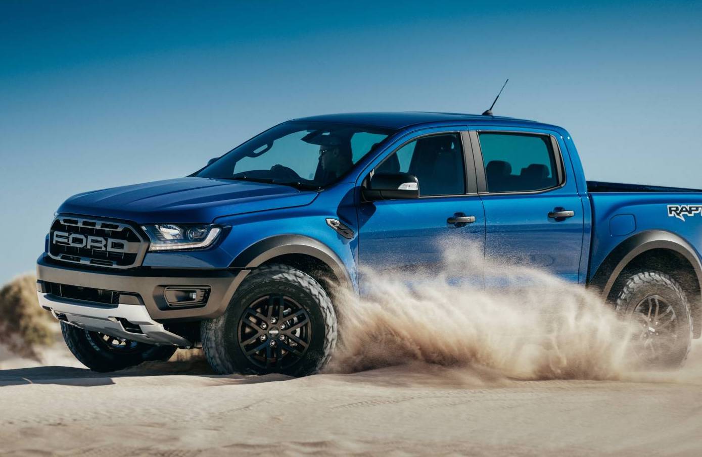 2018 Ford Ranger Raptor unveiled, gets 2.0TT with 10-spd