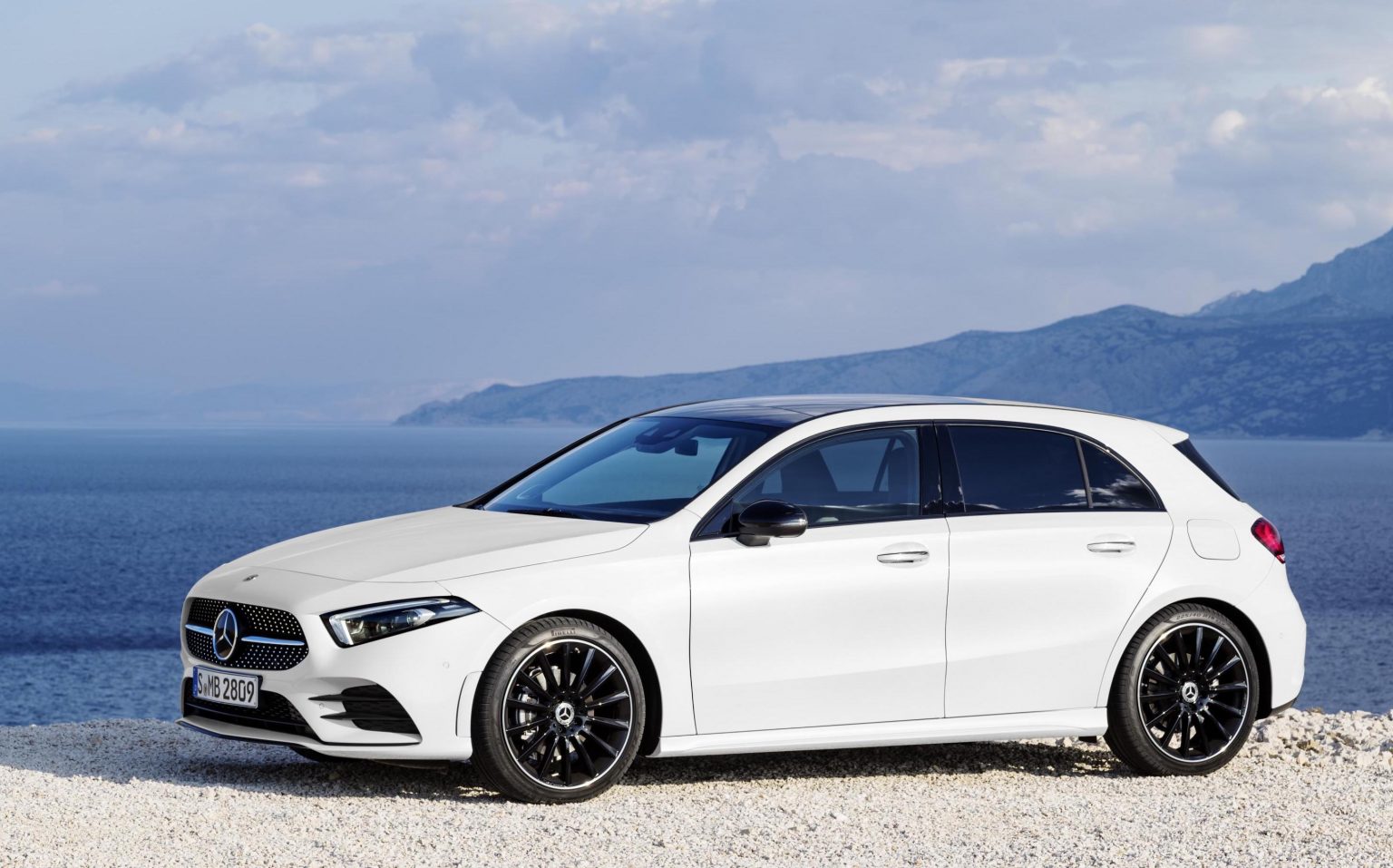 2018 Mercedes-Benz A-Class revealed with all-new design – PerformanceDrive