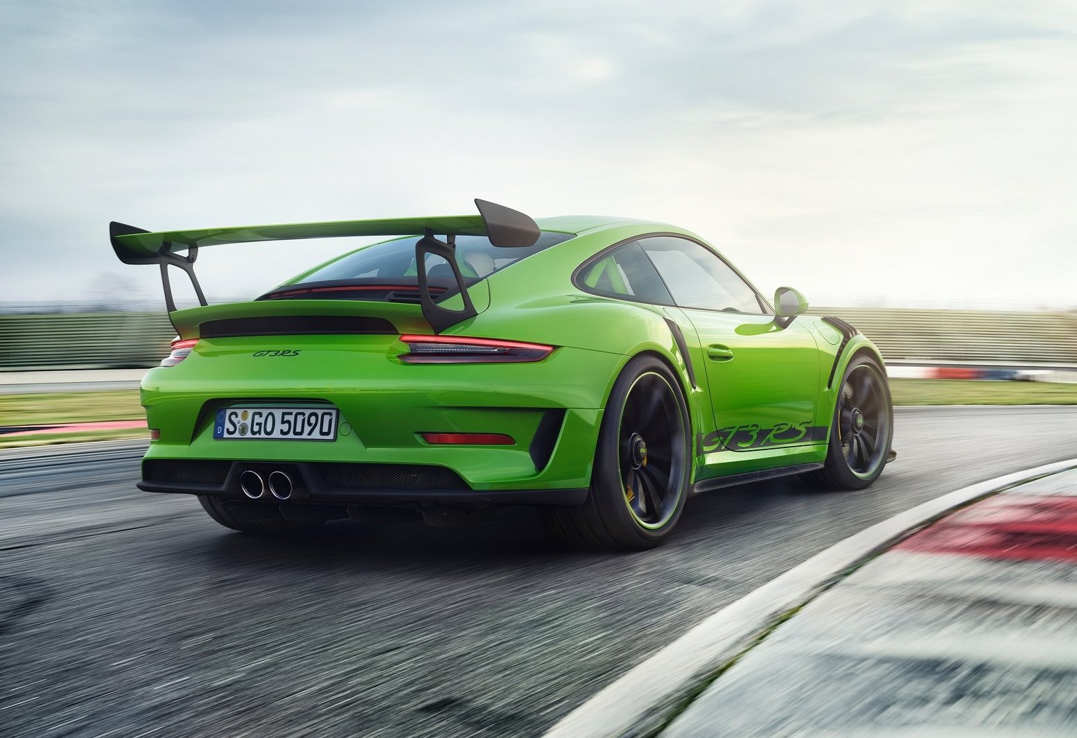 2018 Porsche 911 GT3 RS revealed, on sale from $416,500