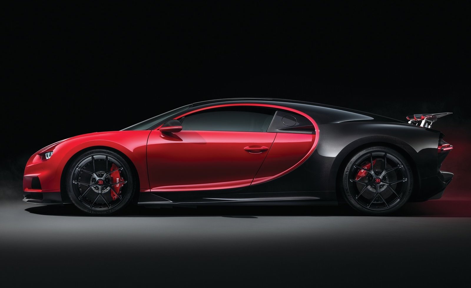 2018 Bugatti Chiron Sport unveiled; less weight, better handling